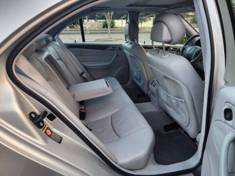 2001 Mercedes-Benz C-Class C 320