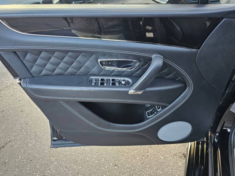 2018 Bentley Bentayga Black Edition