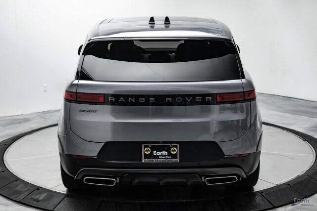 2024 Land Rover Range Rover Sport P360 SE