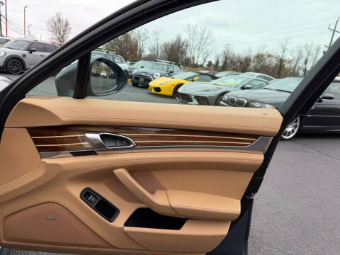 2015 Porsche Panamera GTS