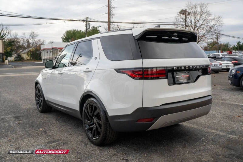 2022 Land Rover Discovery P300 S