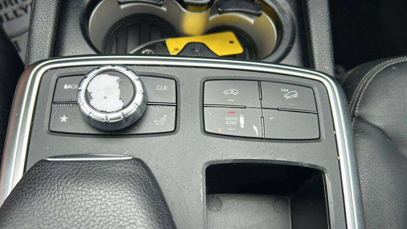 2015 Mercedes-Benz GL-Class GL 550 4MATIC