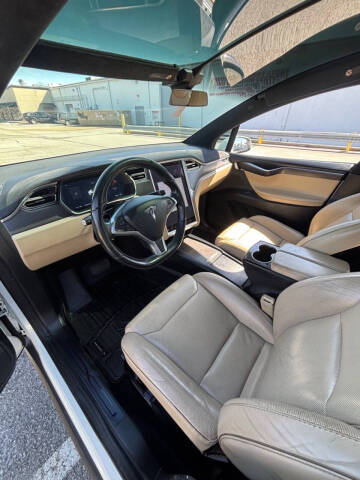 2016 Tesla Model X 90D