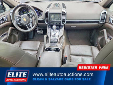 2016 Porsche Cayenne S E-Hybrid