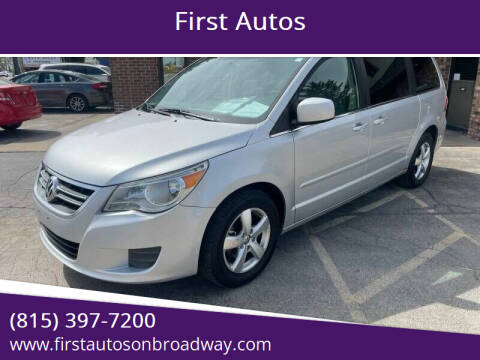 2011 Volkswagen Routan for sale at First  Autos - First Autos in Rockford IL