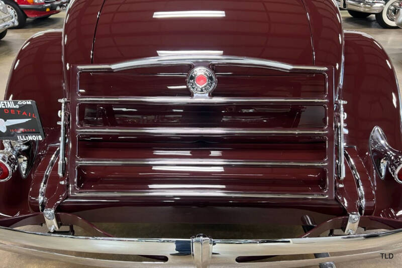 1934 Packard Super Eight