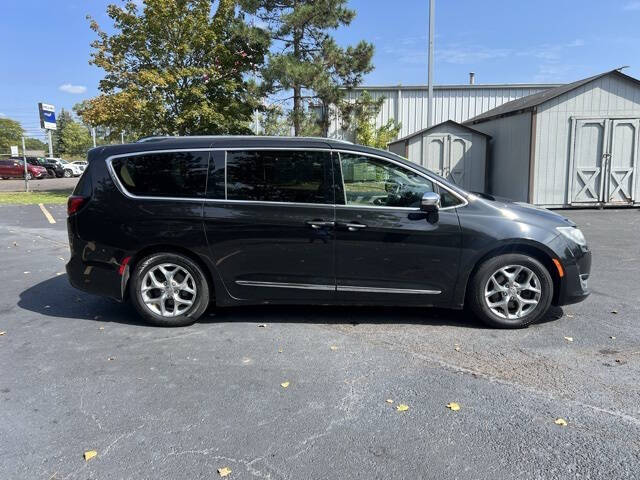 2019 Chrysler Pacifica Limited