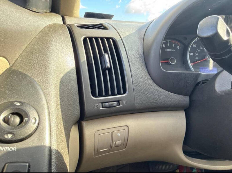 2010 Hyundai Elantra Blue