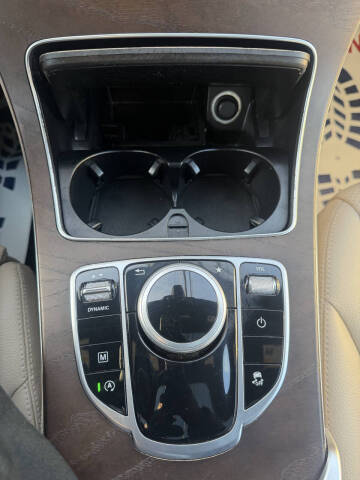 2018 Mercedes-Benz GLC GLC 300 4MATIC