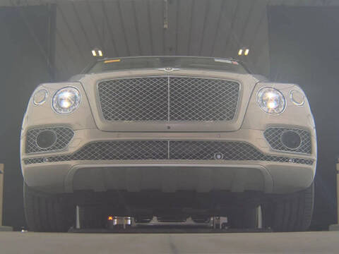 2020 Bentley Bentayga Hybrid