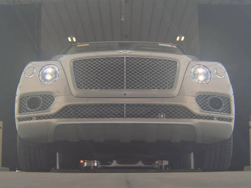 2020 Bentley Bentayga Hybrid