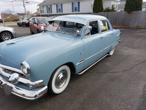 1951 Ford Deluxe