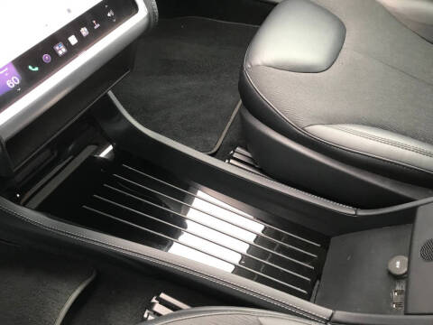 2015 Tesla Model S 70D