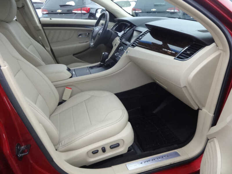 2015 Ford Taurus Limited