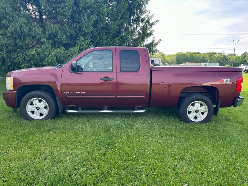 2009 Chevrolet Silverado 1500 for sale at Wendell Greene Motors Inc in Hamilton OH