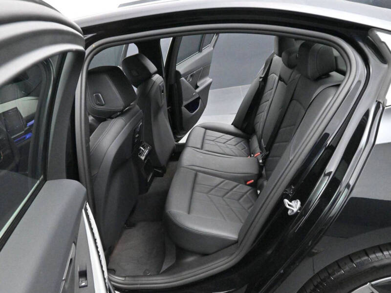 2024 BMW i5 eDrive40