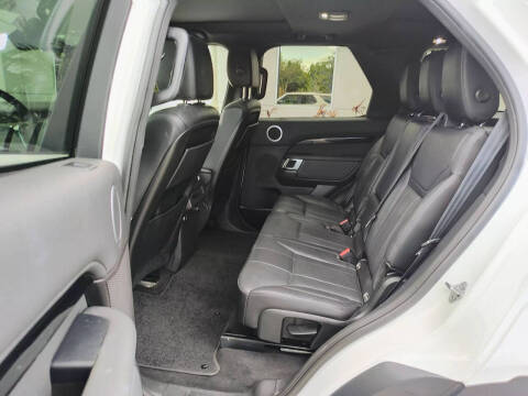 2017 Land Rover Discovery SE
