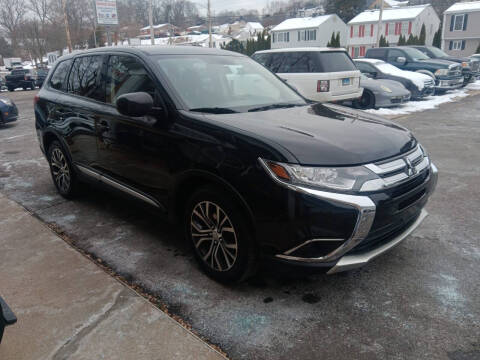 2018 Mitsubishi Outlander ES