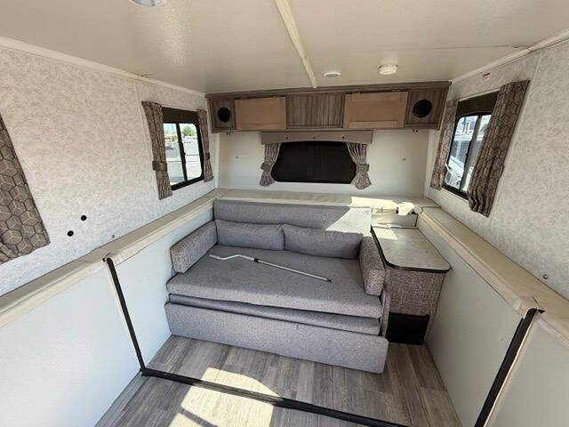 2022 Trailmanor 2922KS