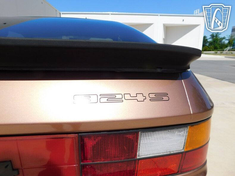 1988 Porsche 924 S