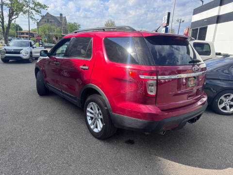 2015 Ford Explorer