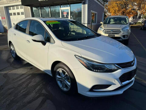 2018 Chevrolet Cruze for sale at CLASSIC MOTOR CARS in West Allis WI