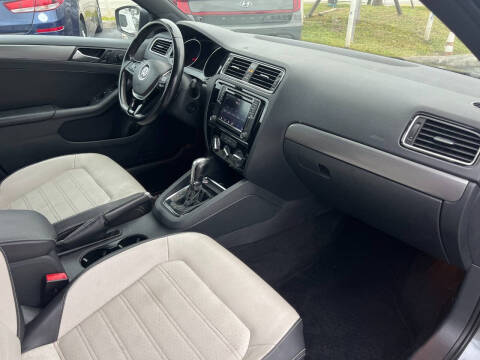 2017 Volkswagen Jetta 1.8T Sport