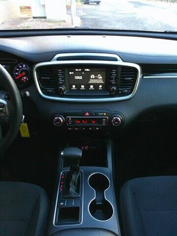 2019 Kia Sorento LX V6