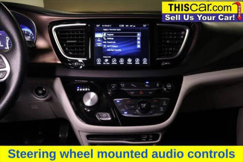 2017 Chrysler Pacifica Touring-L Plus