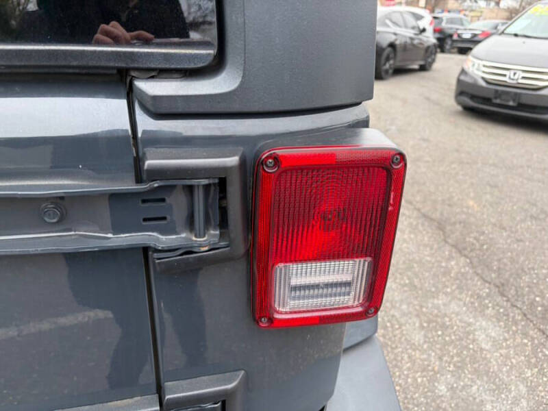 2018 Jeep Wrangler JK Unlimited Willys Wheeler W