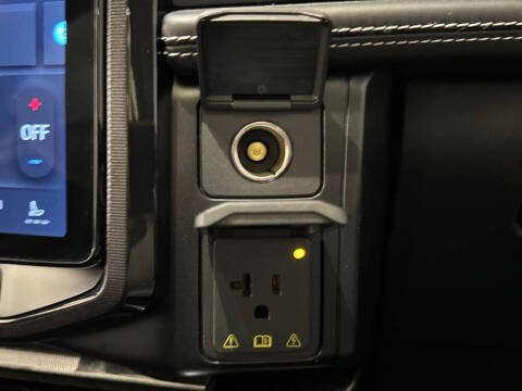 2024 Ford F-150 Lightning Platinum