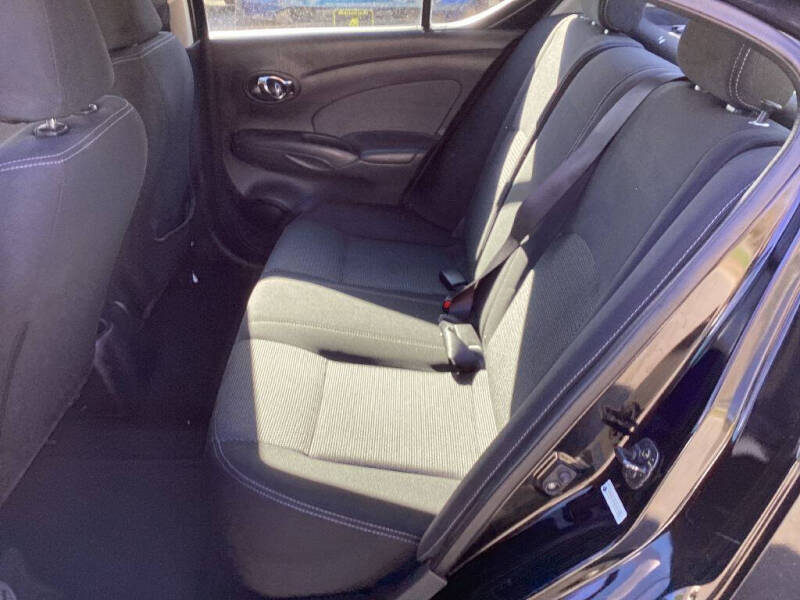 2016 Nissan Versa
