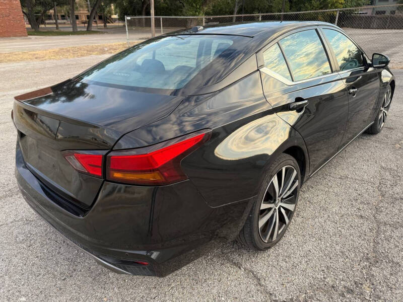 2021 Nissan Altima 2.5 SR