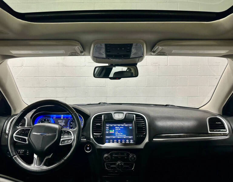 2018 Chrysler 300 Limited