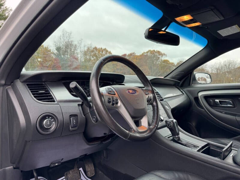 2016 Ford Taurus SEL