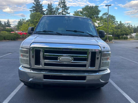 2014 Ford E-Series E-350 SD XLT
