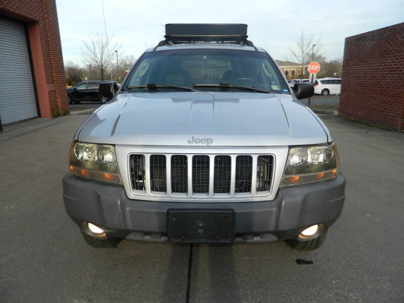 2004 Jeep Grand Cherokee Laredo photo 9