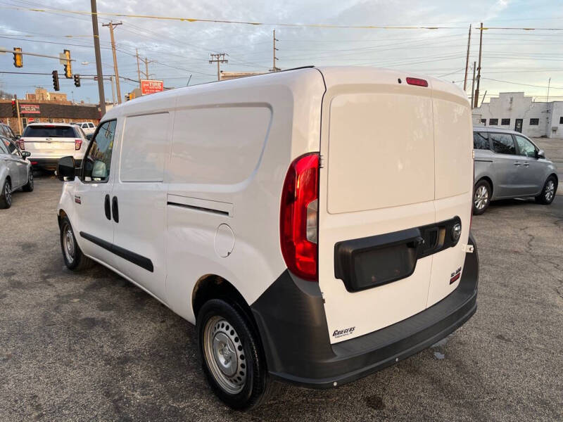 2015 RAM Promaster City Tradesman photo 3