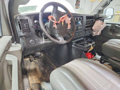 2023 Chevrolet Express 2500
