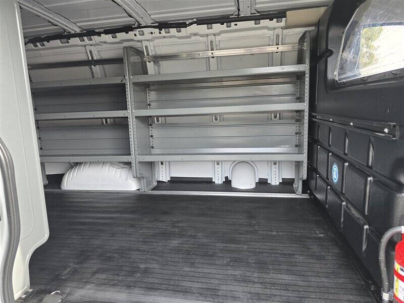 2021 Chevrolet Express 2500