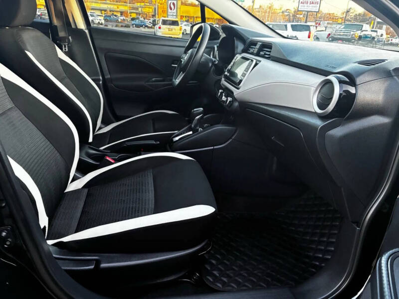 2021 Nissan Versa SV