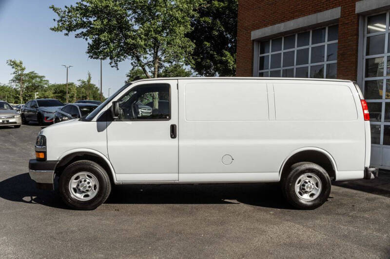 2024 Chevrolet Express 2500