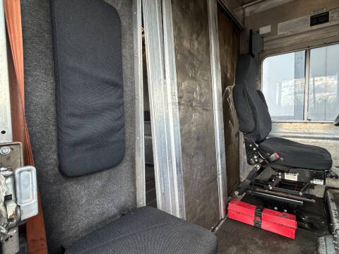 2010 Freightliner MT45 Chassis