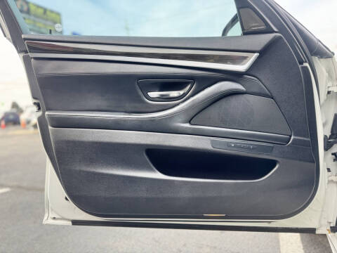 2016 BMW 5 Series 535i