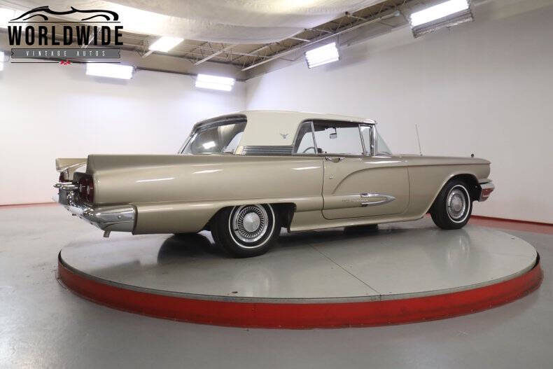 1959 Ford Thunderbird