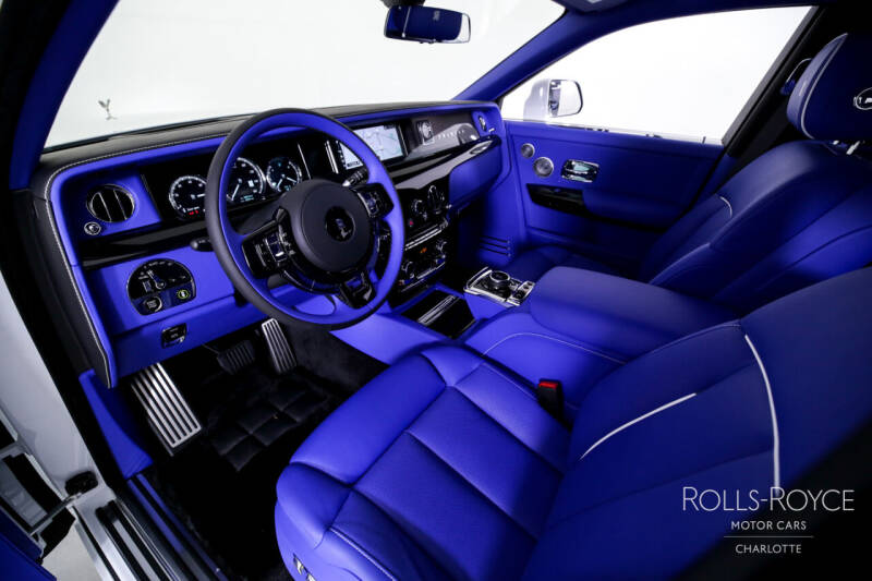 2024 Rolls-Royce Phantom EWB