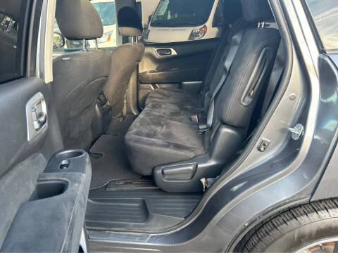 2015 Nissan Pathfinder SL