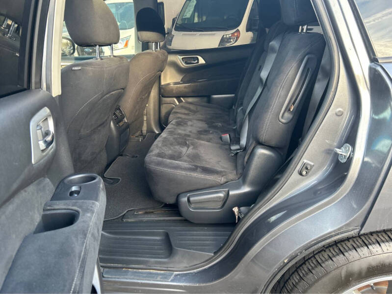 2015 Nissan Pathfinder SL