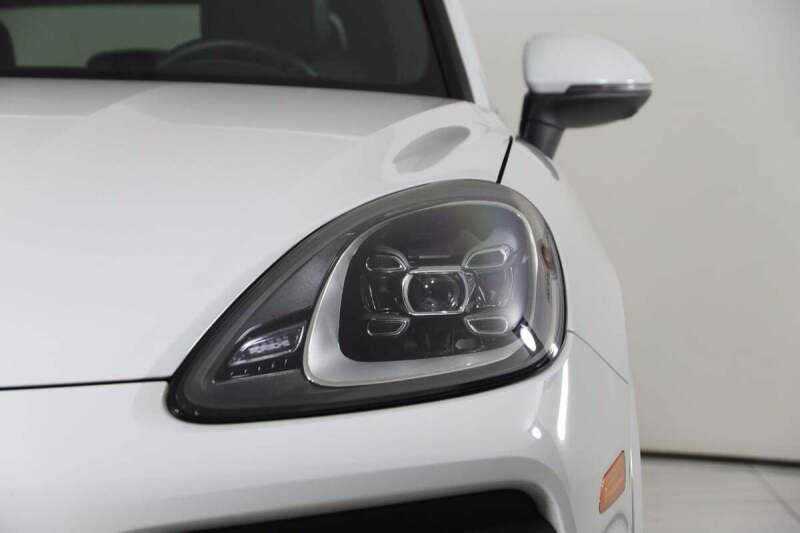 2023 Porsche Cayenne