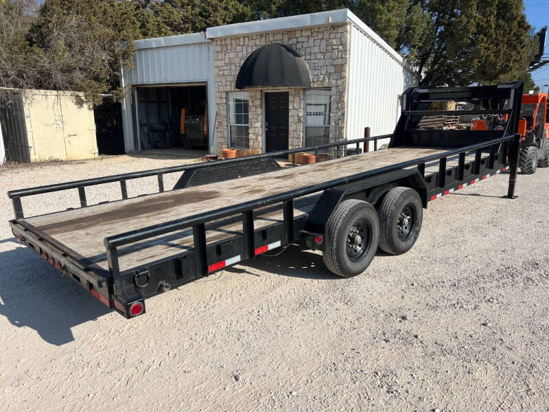 2025 Load Trail 24' GOOSENECK UTILITY